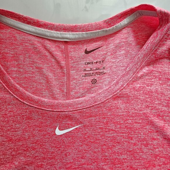 Nike Dri-FIT One T-Shirt #1 - Picture 5 of 9